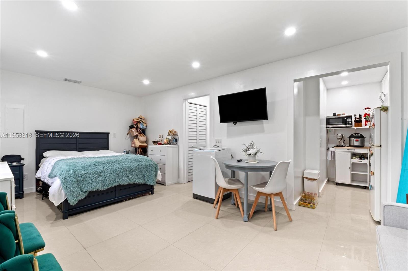 5018 SW 148th Pl Miami, FL 33185