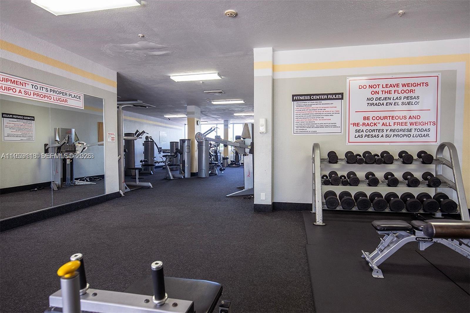 400 Kings Pt Dr #424 Sunny Isles Beach, FL 33160