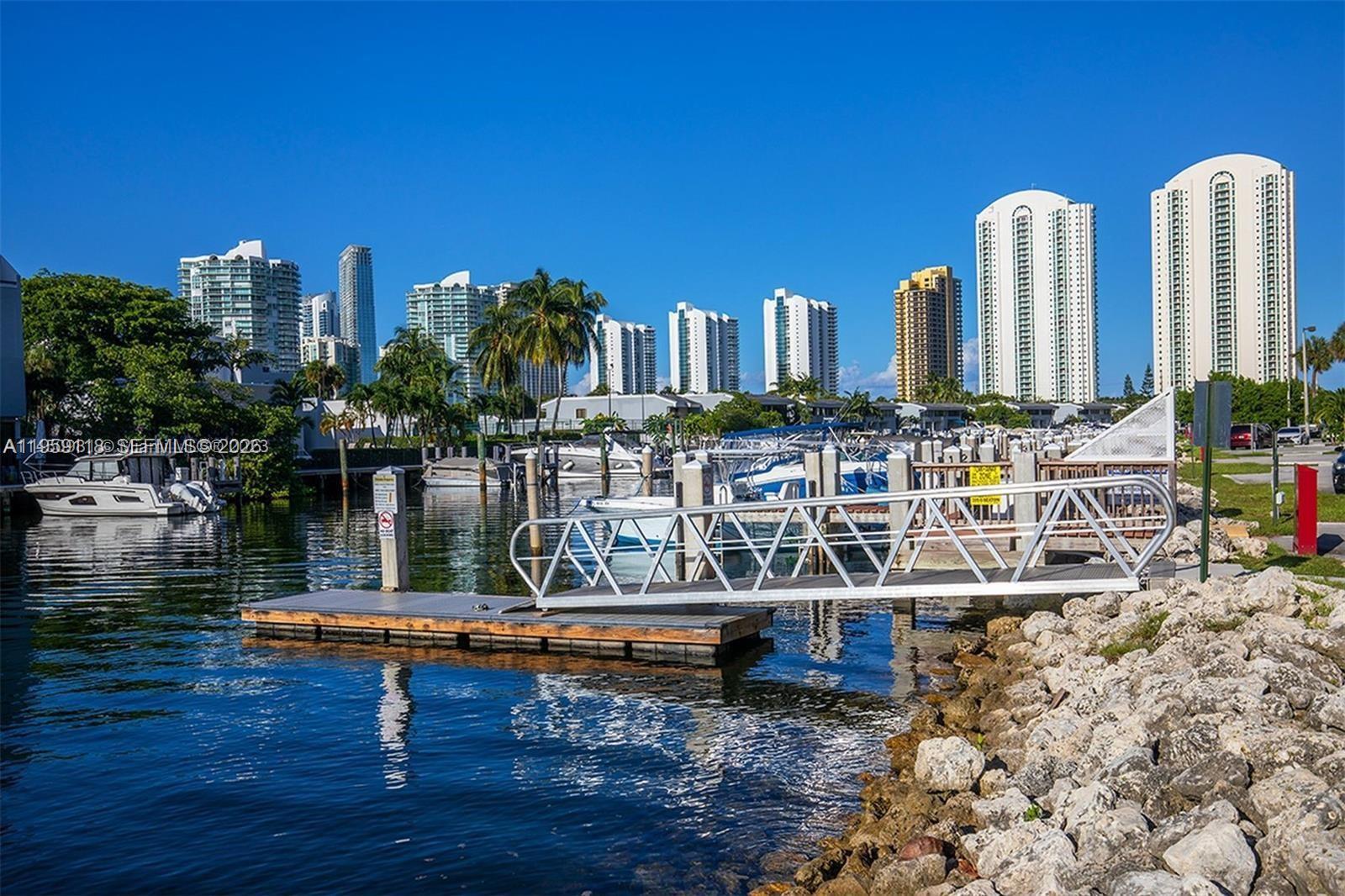 400 Kings Pt Dr #424 Sunny Isles Beach, FL 33160