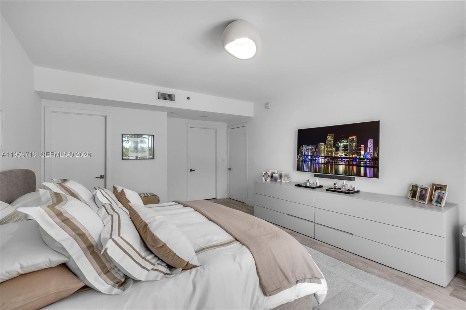 image Ocean Tower Two23