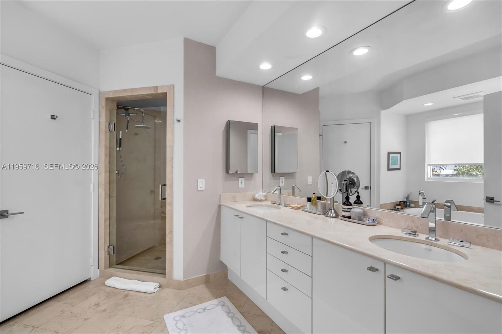 image Ocean Tower Two24