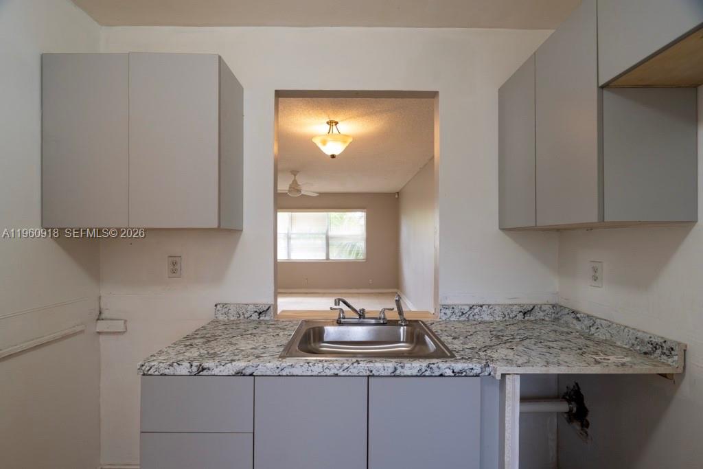 550 SE 2nd Ave #G25 Deerfield Beach, FL 33441