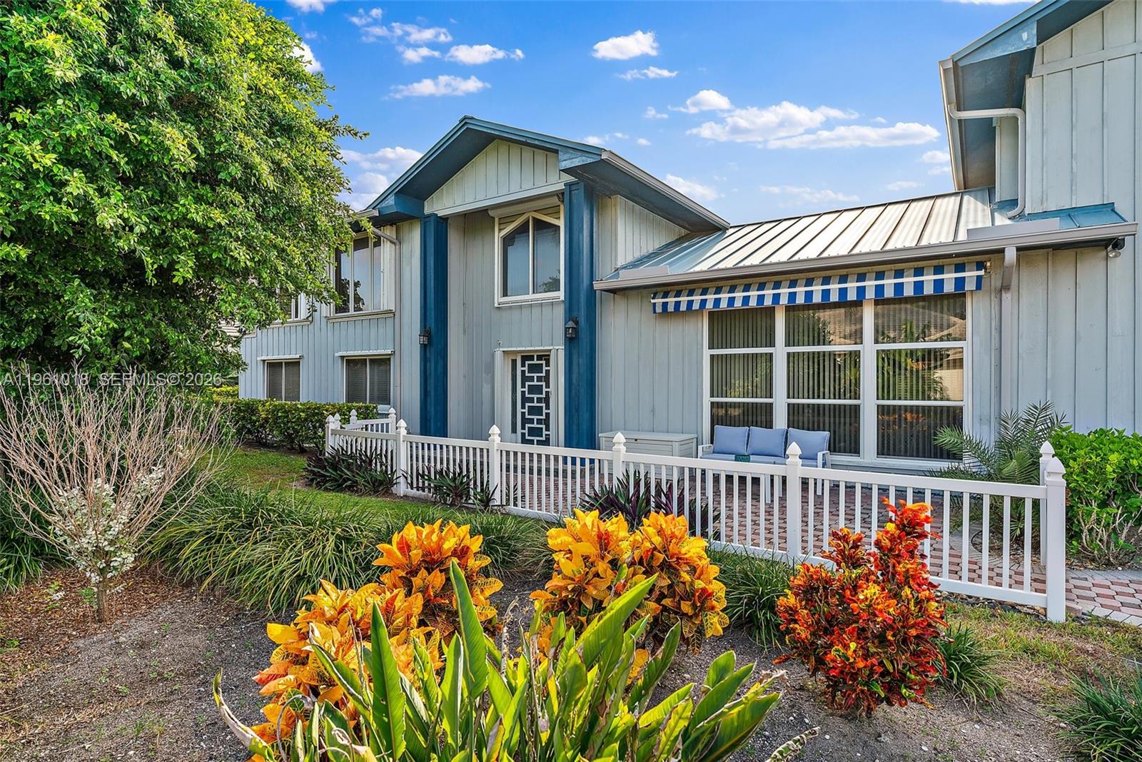 219 Colony Rd Jupiter Inlet Colony, FL 33469