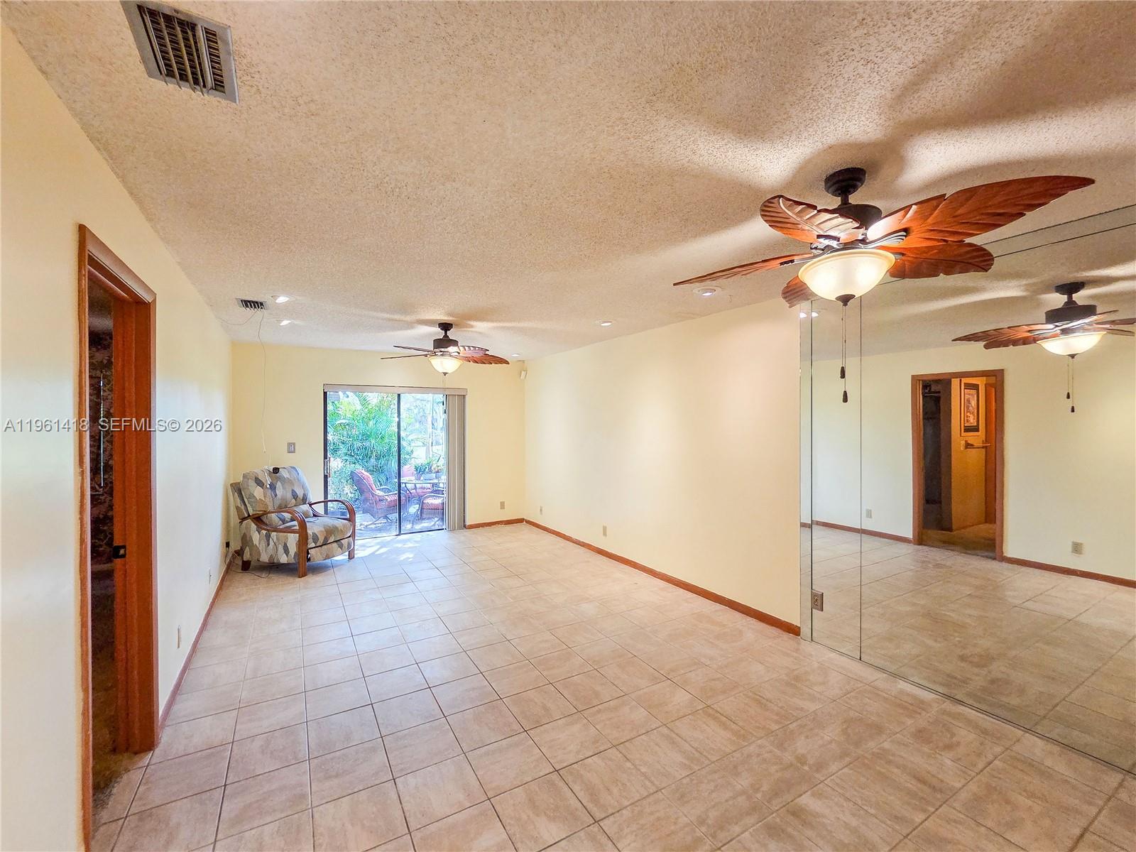 8044 NW 41st Ct Sunrise, FL 33351