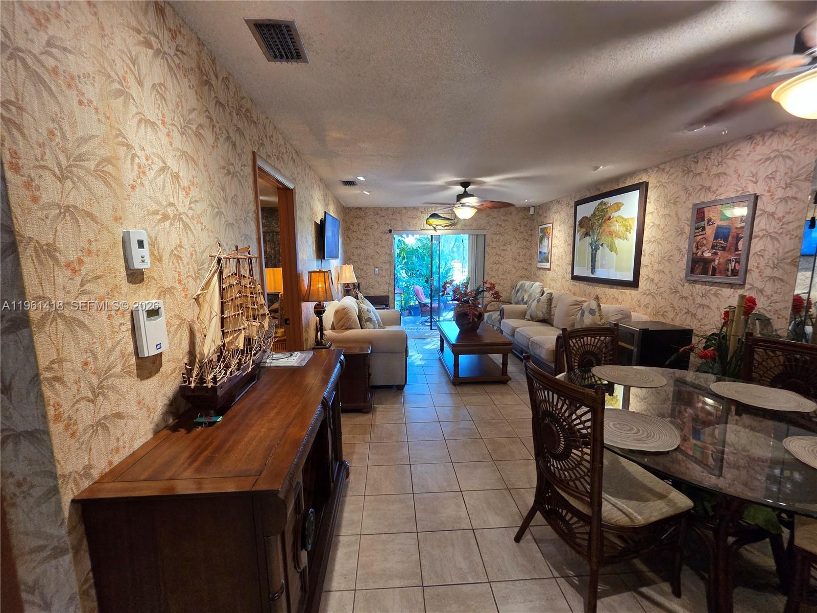 8044 NW 41st Ct Sunrise, FL 33351