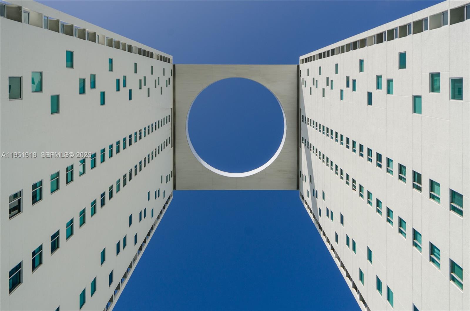 image 500 Brickell West9