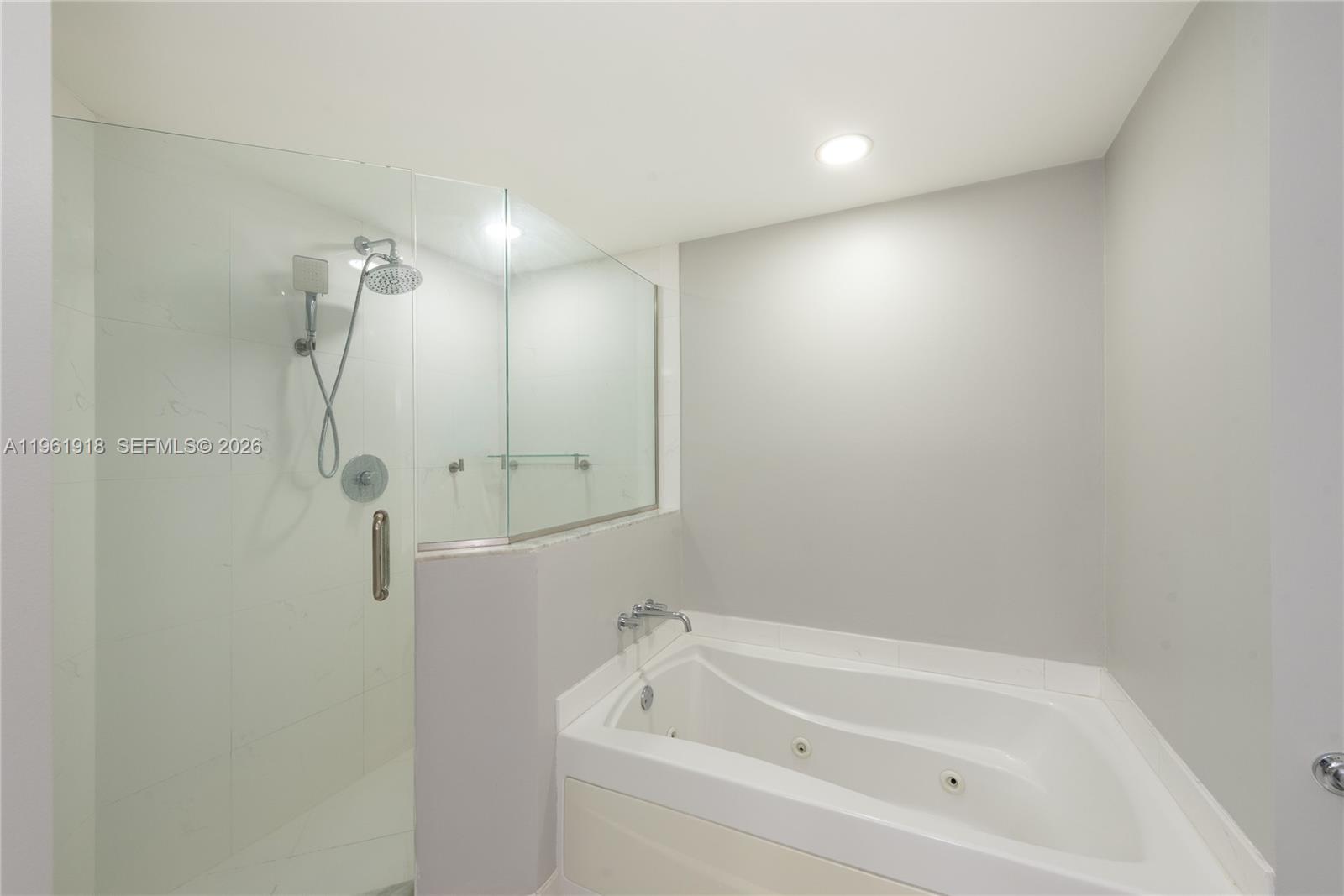 image 500 Brickell West20