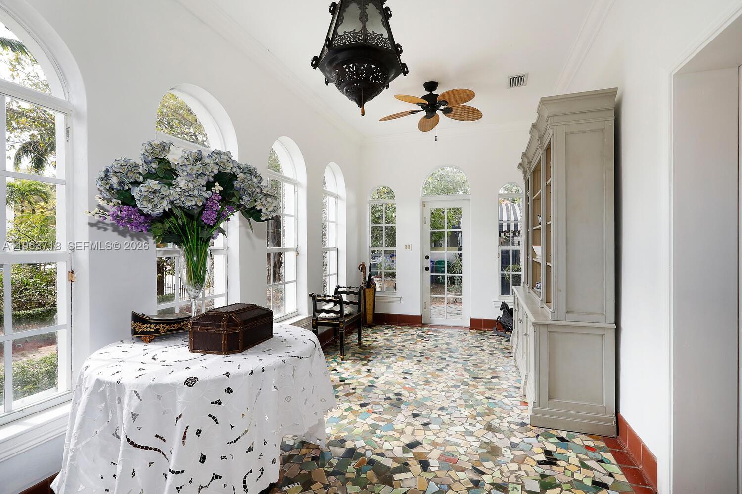 1755 SW 10th St Miami, FL 33135