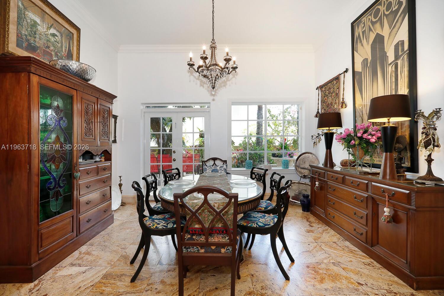 1755 SW 10th St Miami, FL 33135