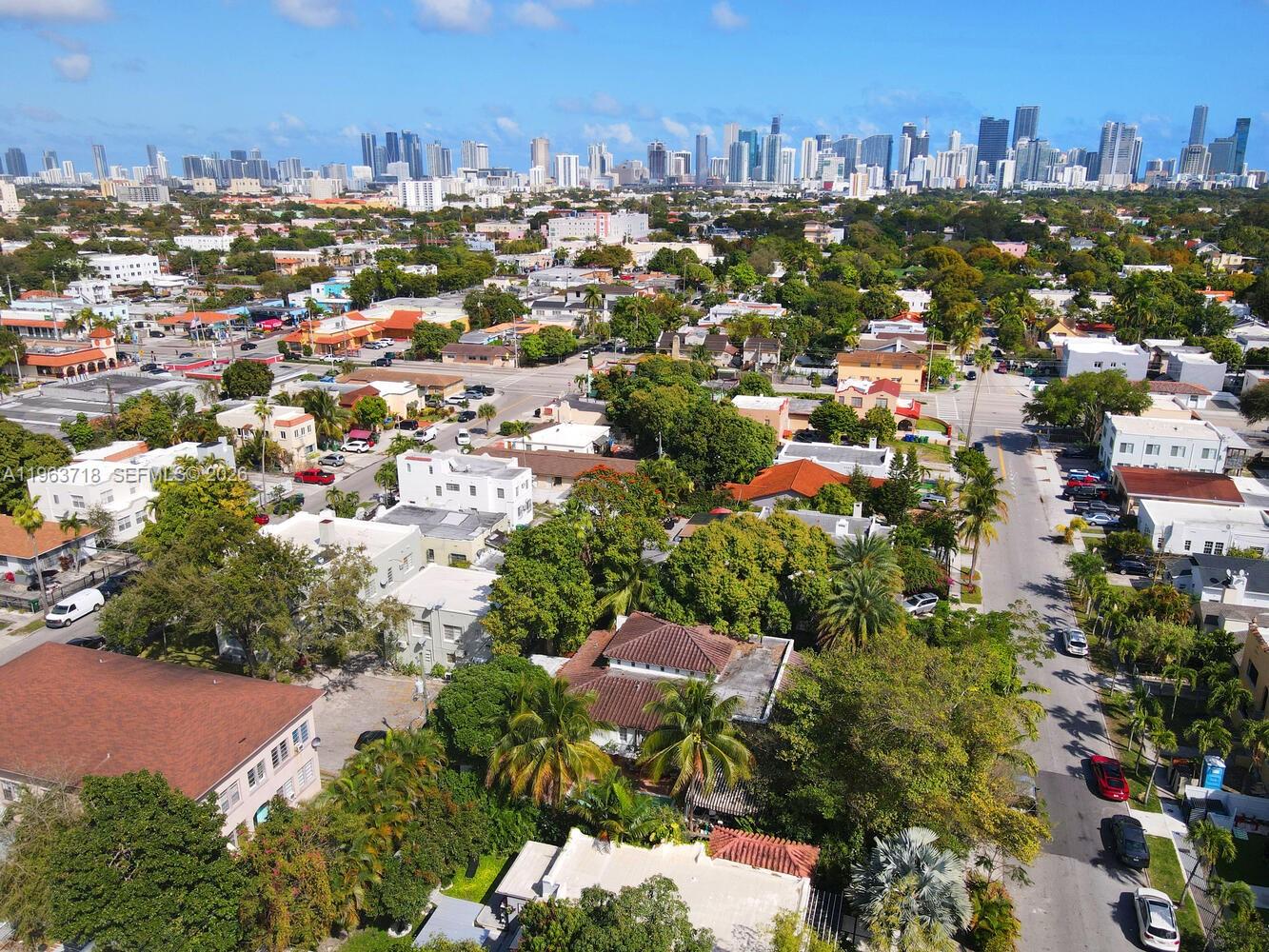 1755 SW 10th St Miami, FL 33135