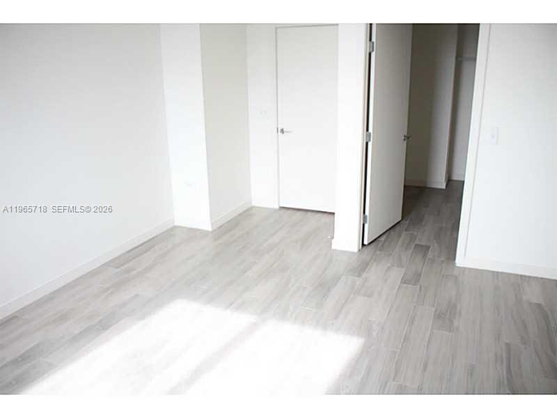 image Nine at Mary Brickell Village16