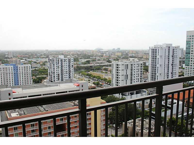 image Nine at Mary Brickell Village19