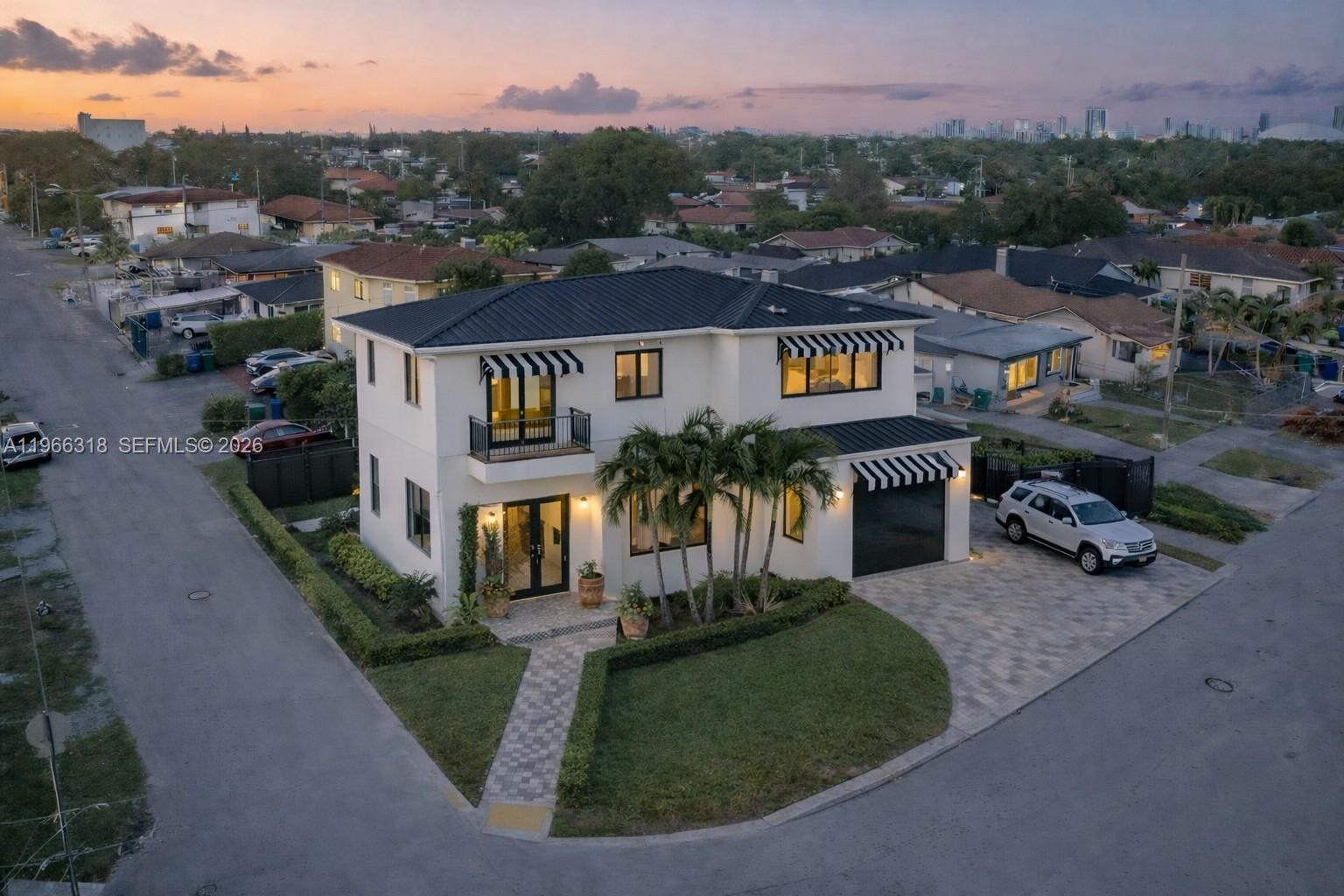 345 SW 36th Ave Miami, FL 33135