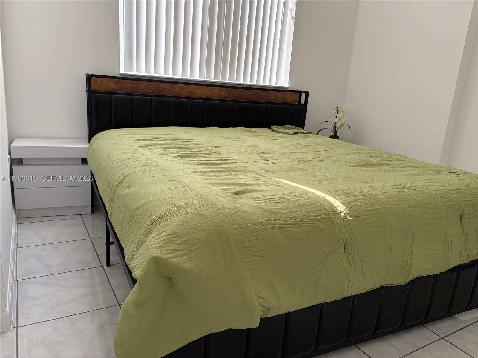 image The Venture at Aventura5