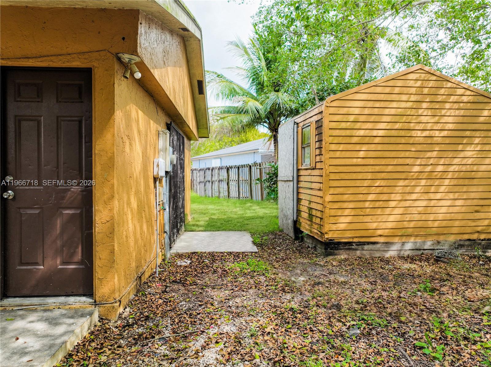 1664 SW 2nd Ct Homestead, FL 33030