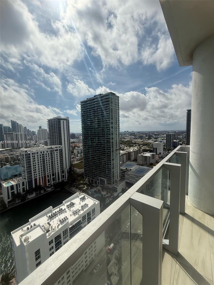 image Biscayne Beach1