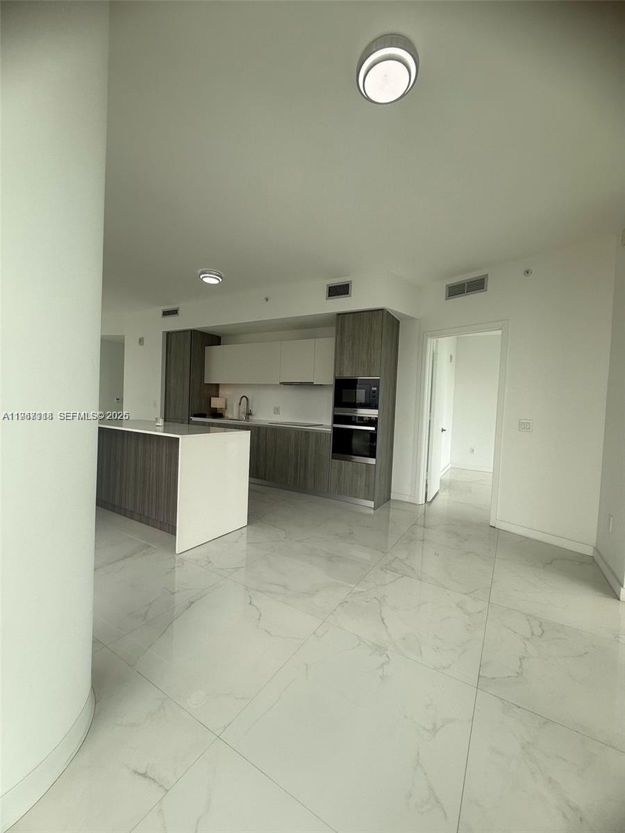 image Biscayne Beach4