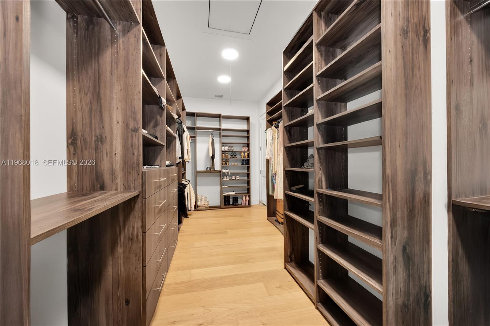 639 Almeria Ave Coral Gables, FL 33134