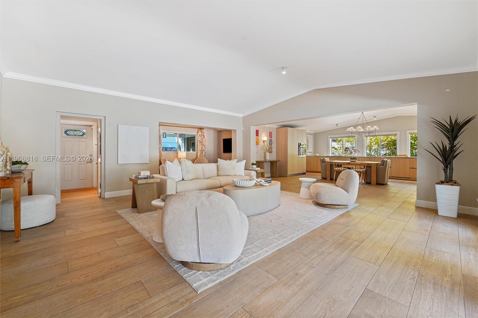 2935 NE 21st Ter Fort Lauderdale, FL 33306