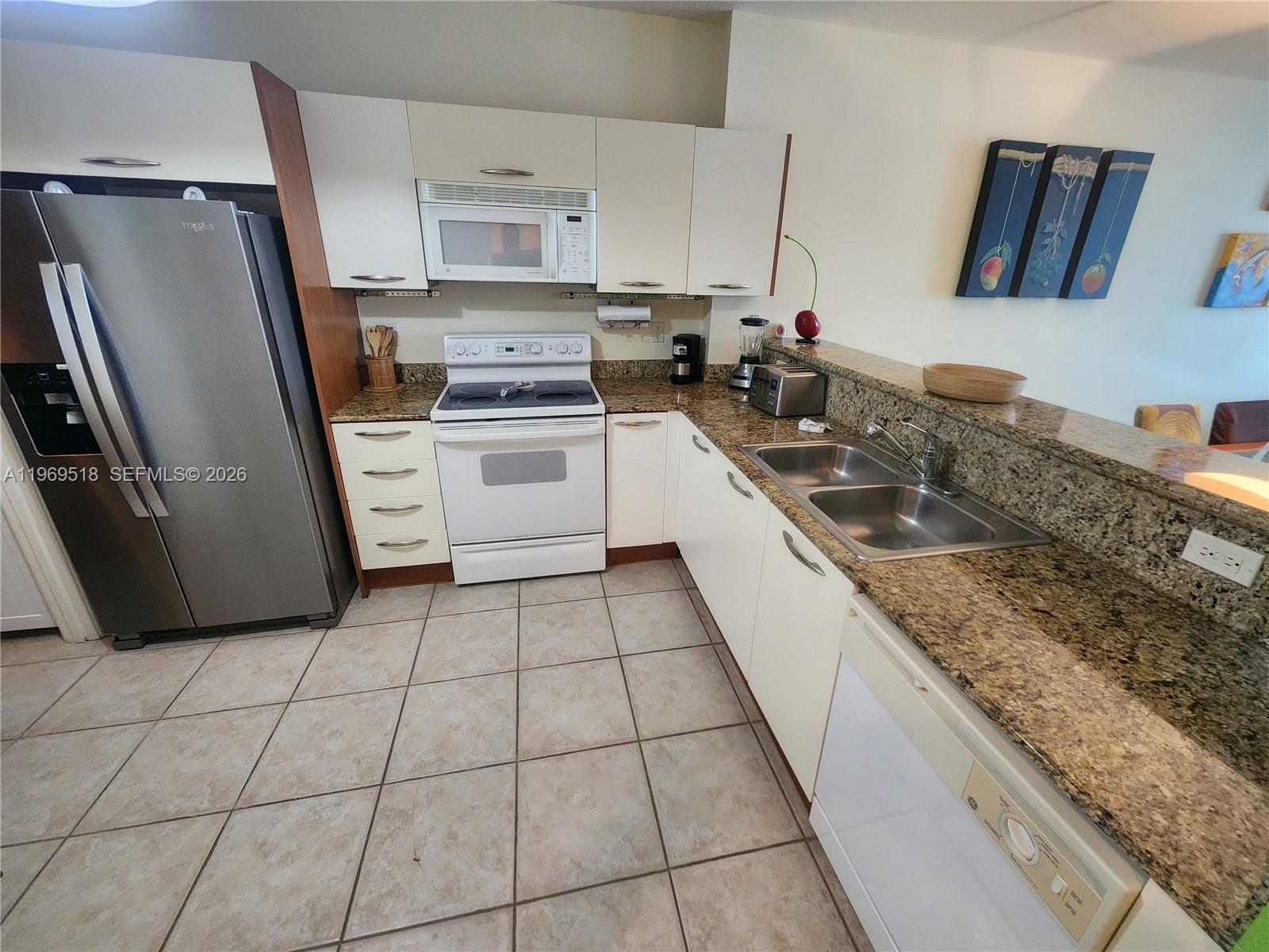 18100 N Bay Rd #PH7 Sunny Isles Beach, FL 33160