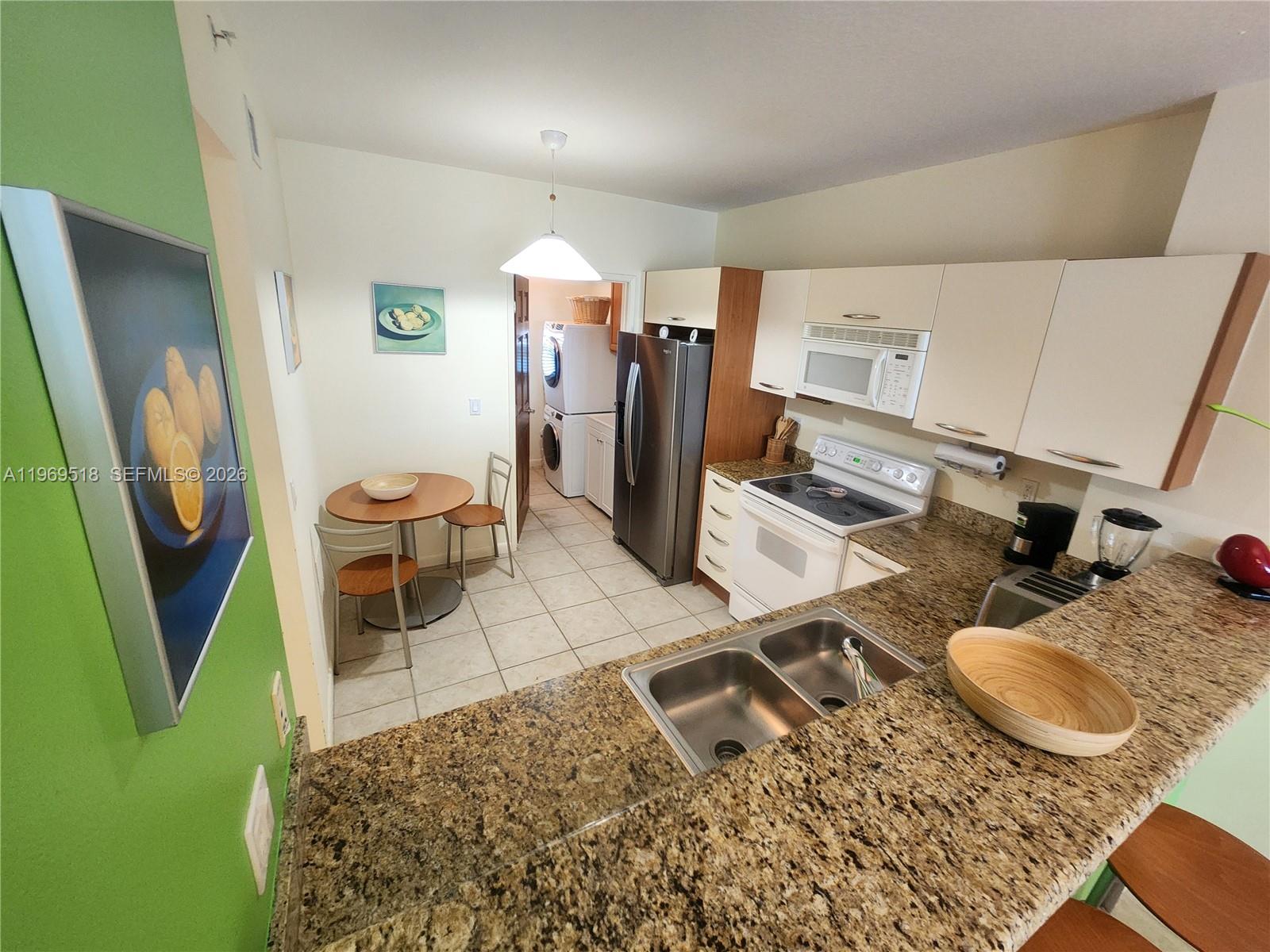 18100 N Bay Rd #PH7 Sunny Isles Beach, FL 33160