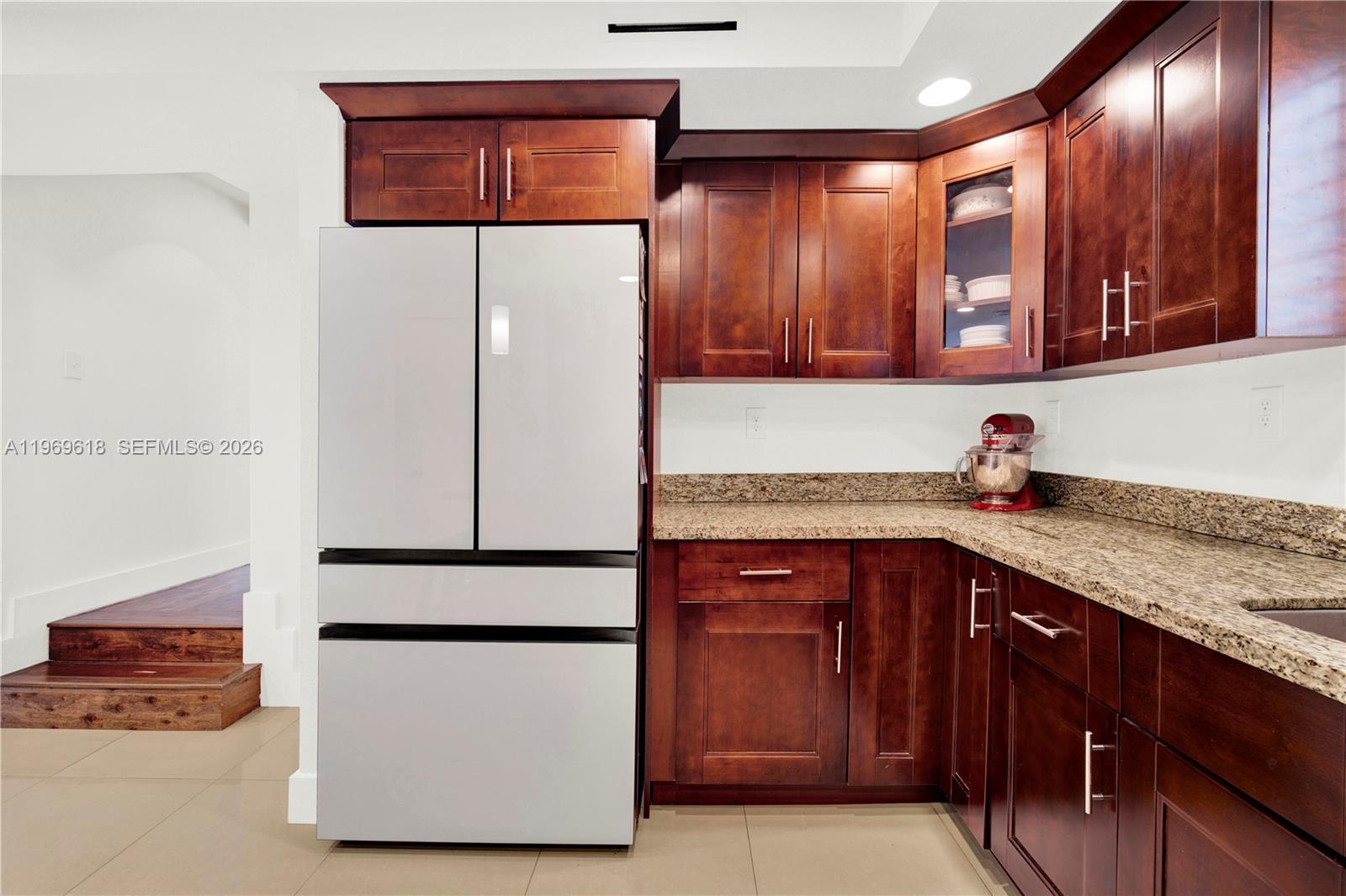 2006 SW 12th St Miami, FL 33135