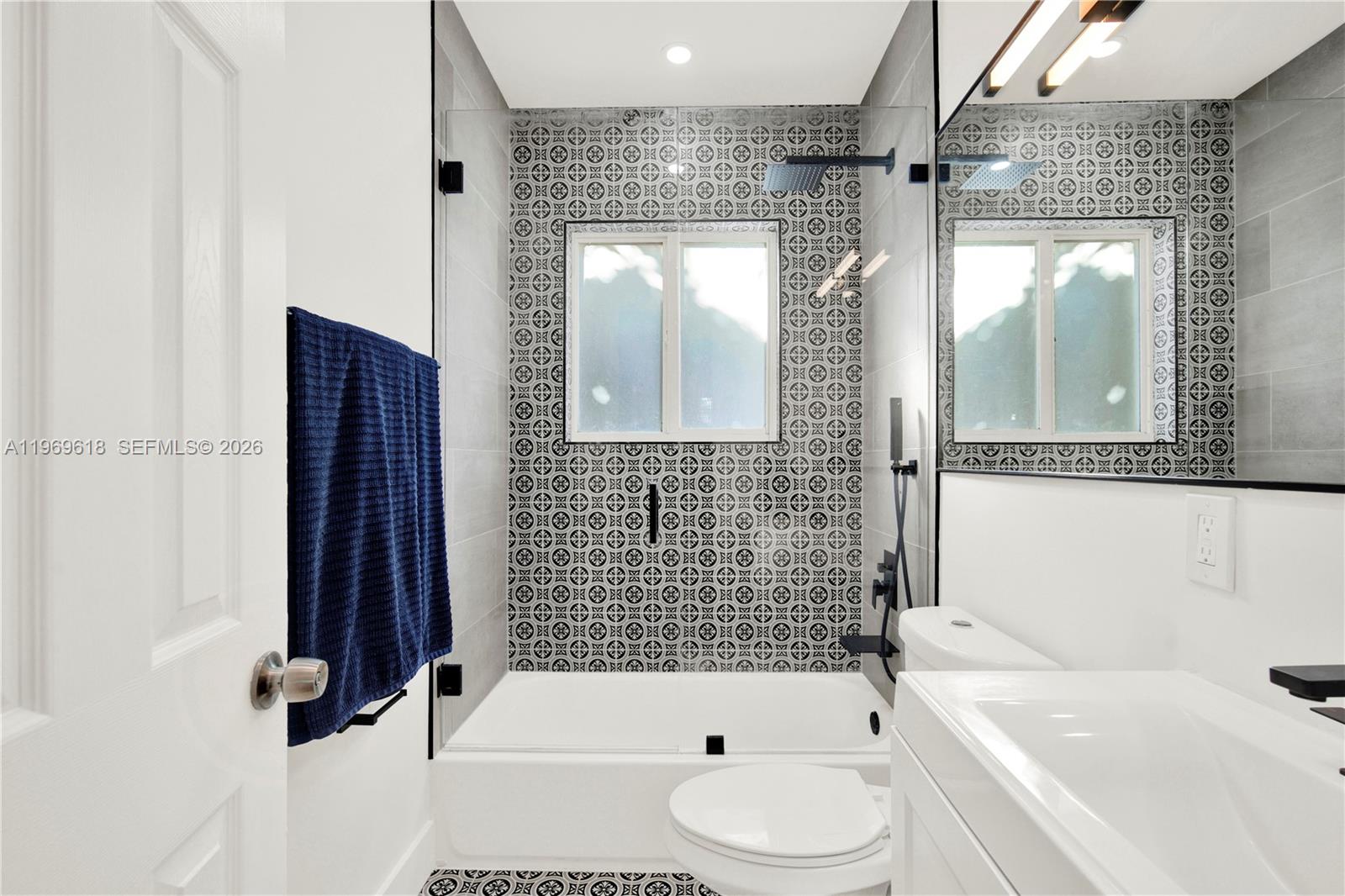 2006 SW 12th St Miami, FL 33135