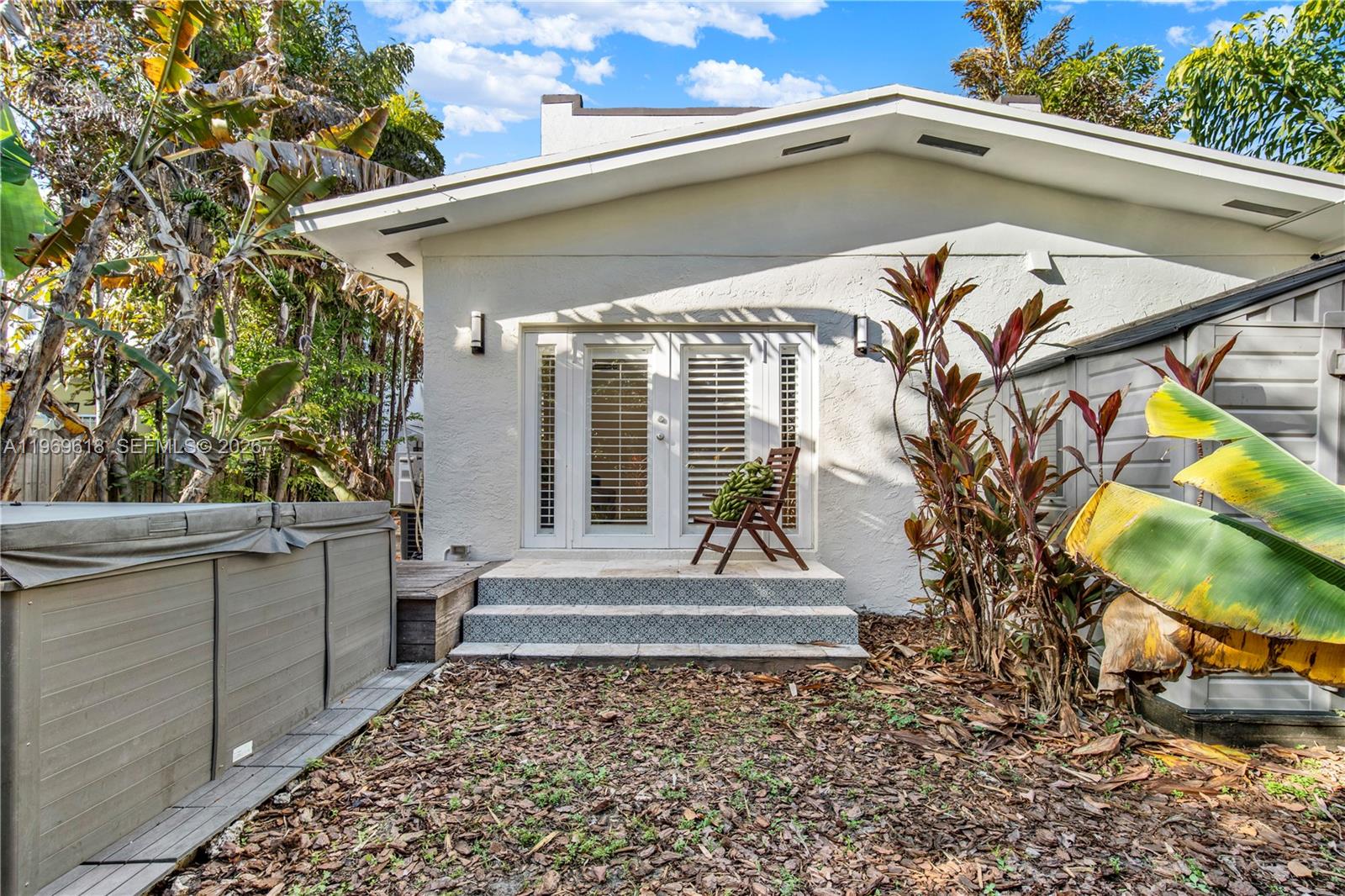 2006 SW 12th St Miami, FL 33135