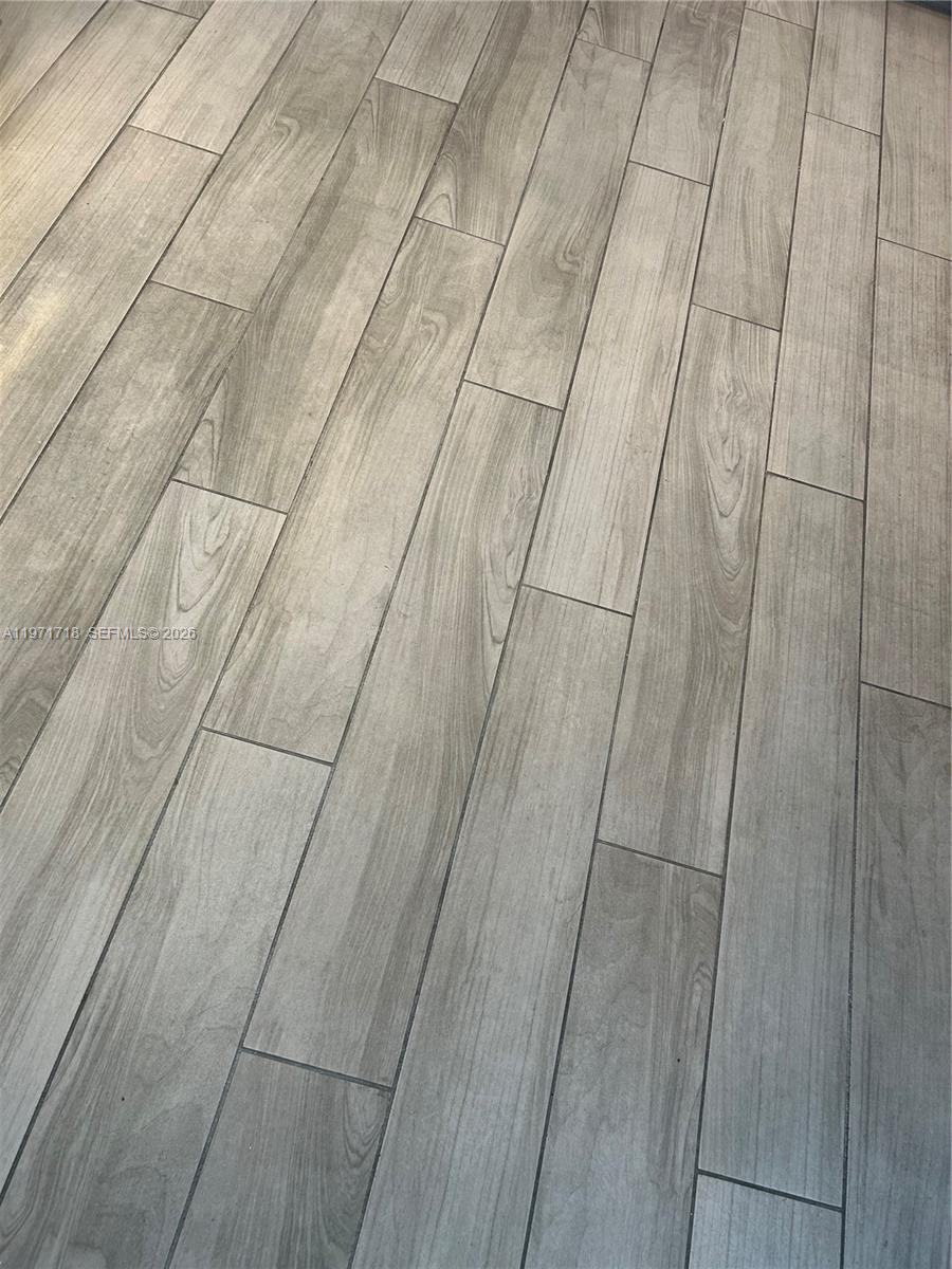 image Nine at Mary Brickell Village9