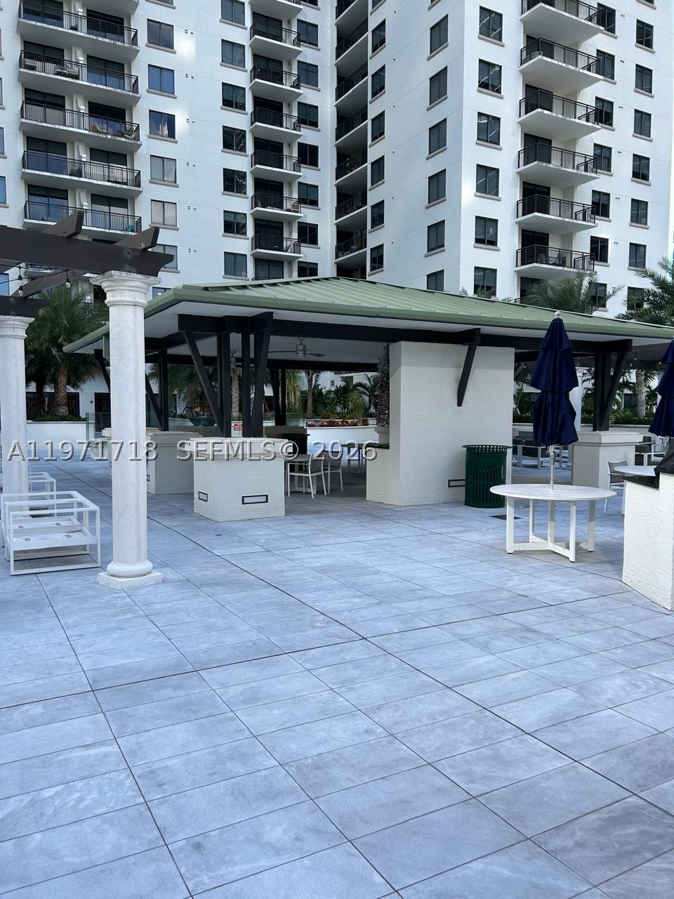 image Nine at Mary Brickell Village36
