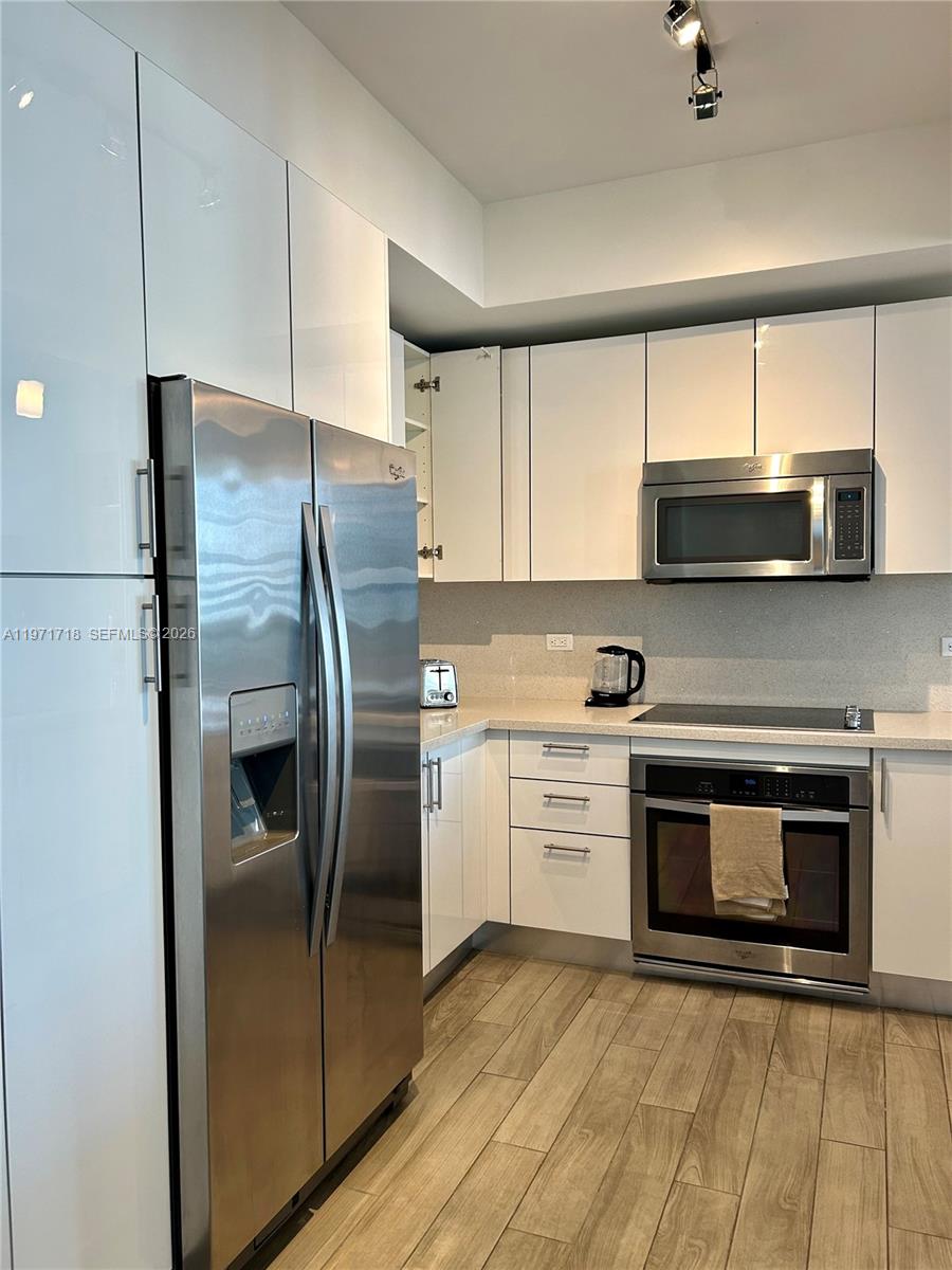 image Nine at Mary Brickell Village4