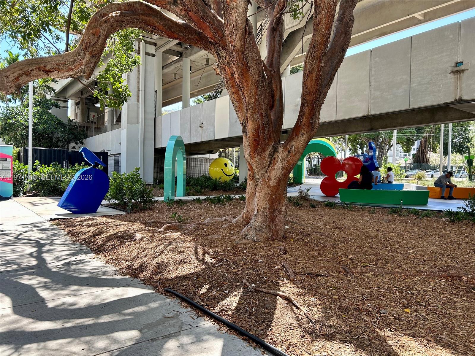 image Nine at Mary Brickell Village7