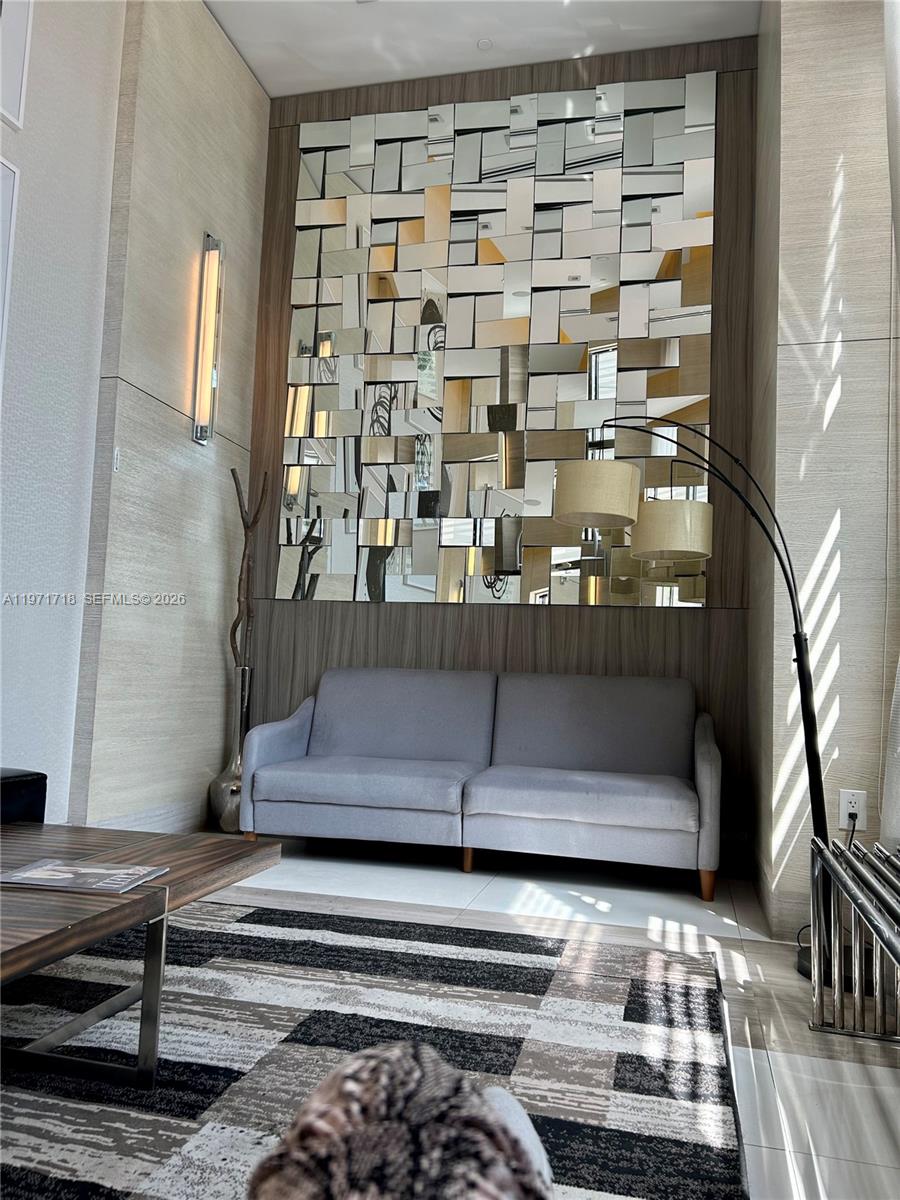 image Nine at Mary Brickell Village8