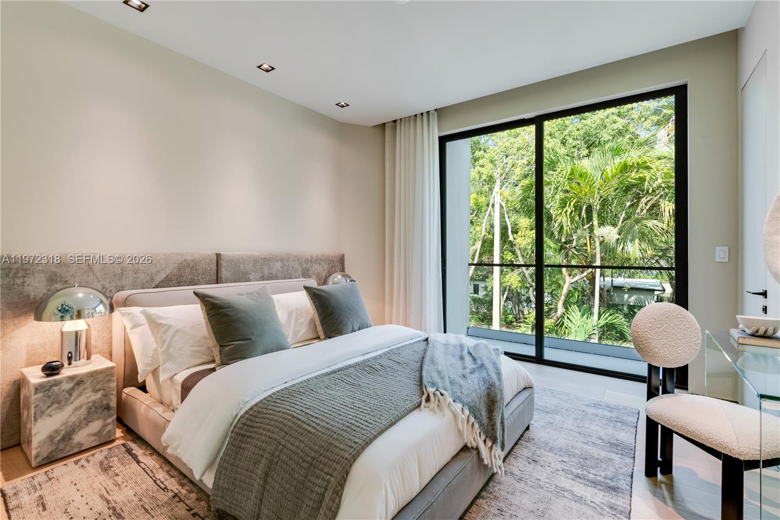 2800 Calusa St Miami, FL 33133