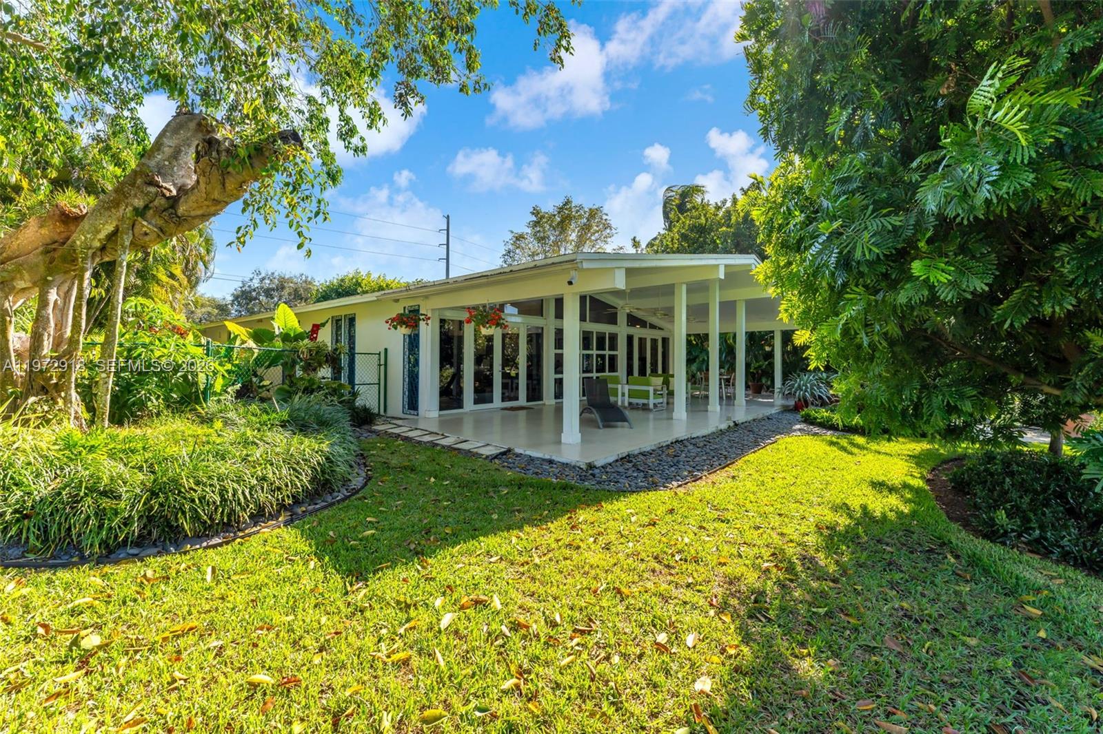 12950 SW 67th Ave Pinecrest, FL 33156