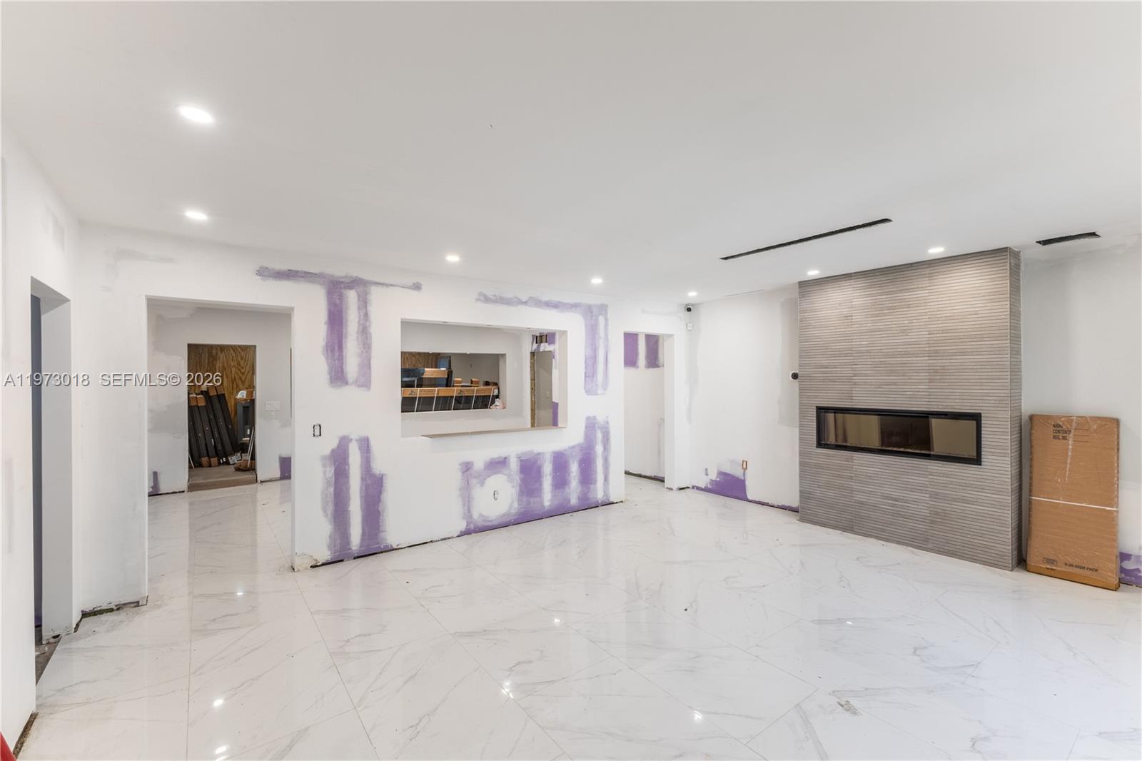 4555 Alton Rd Miami Beach, FL 33140