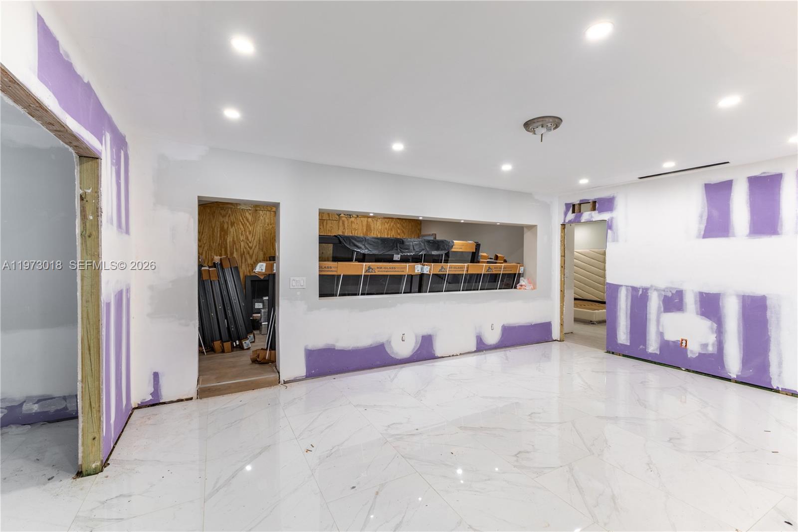 4555 Alton Rd Miami Beach, FL 33140