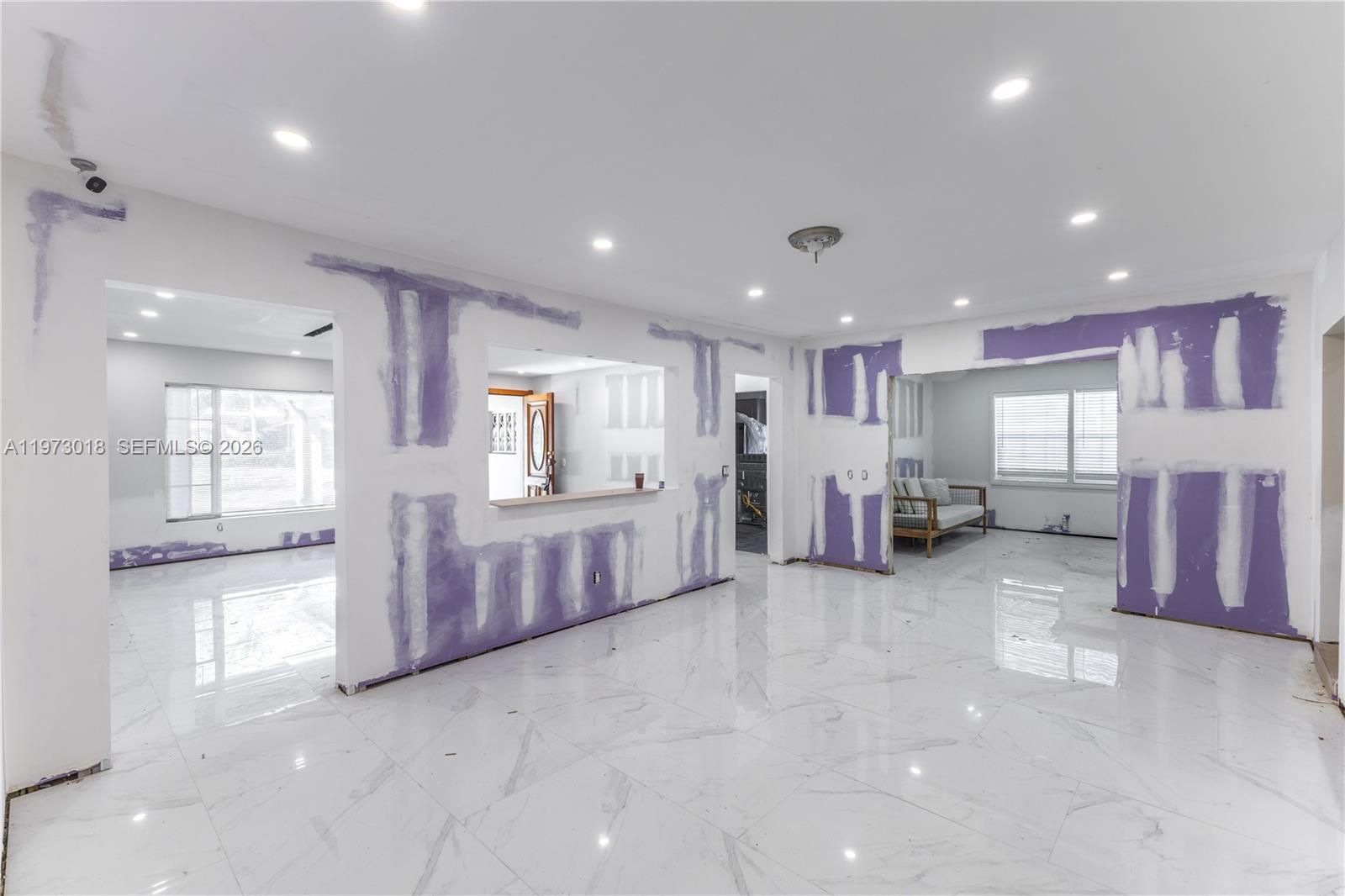 4555 Alton Rd Miami Beach, FL 33140