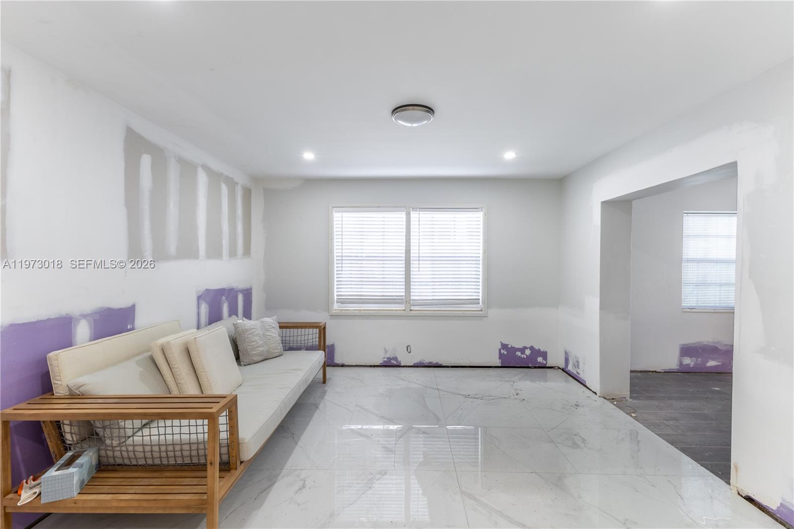 4555 Alton Rd Miami Beach, FL 33140