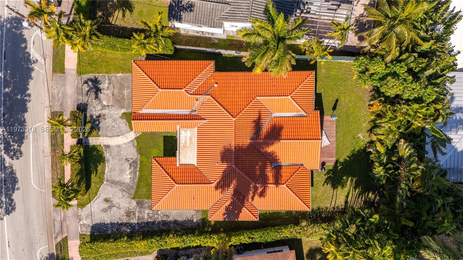 4555 Alton Rd Miami Beach, FL 33140