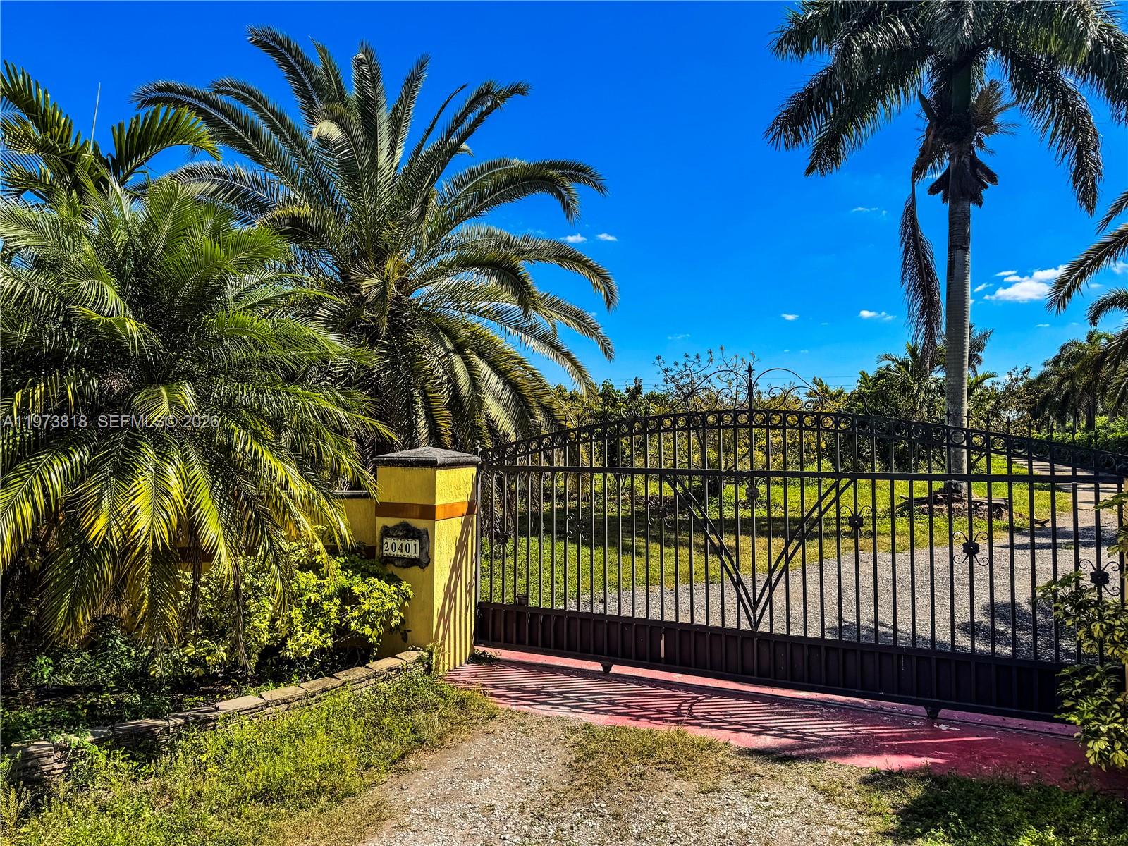 20401 SW 184th St Miami, FL 33187