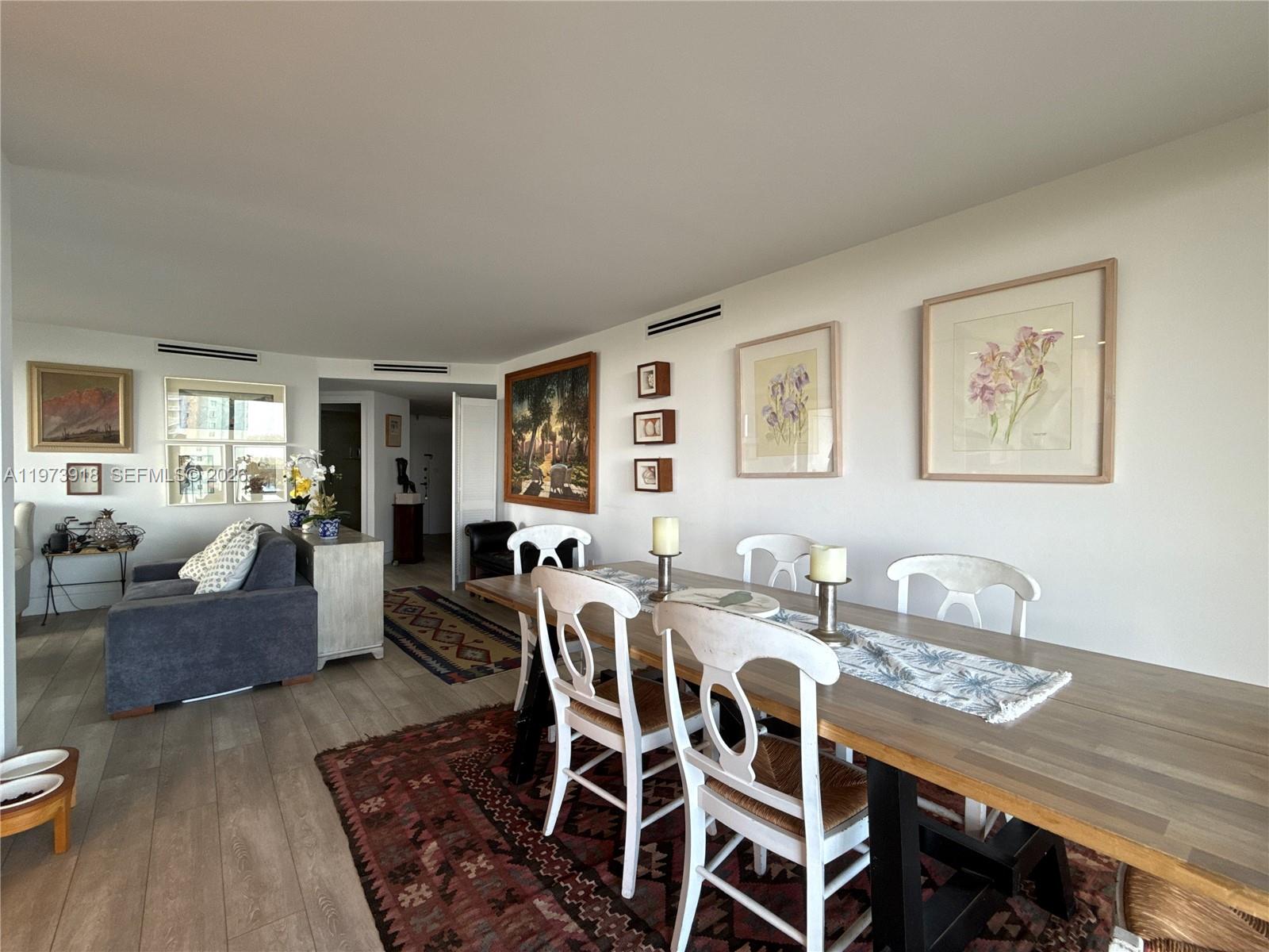 2333 Brickell Ave #1616 Miami, FL 33129