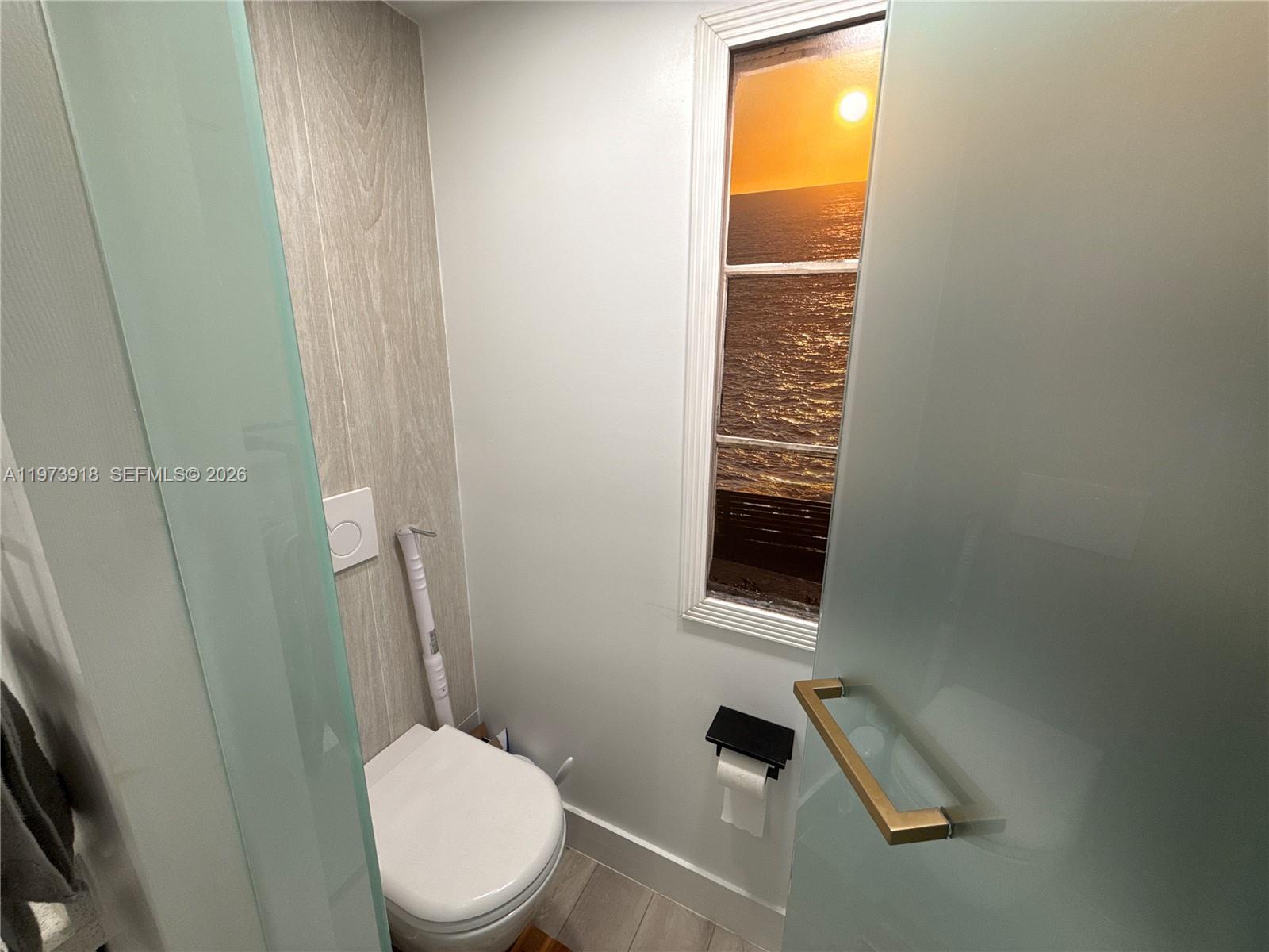 2333 Brickell Ave #1616 Miami, FL 33129