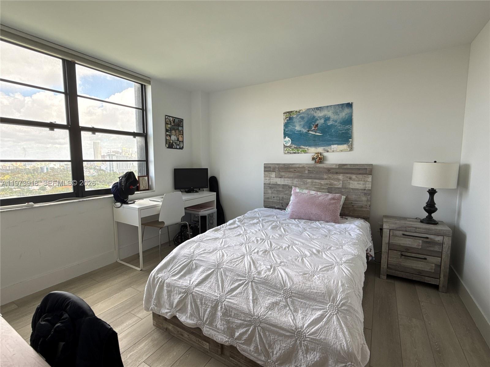 2333 Brickell Ave #1616 Miami, FL 33129