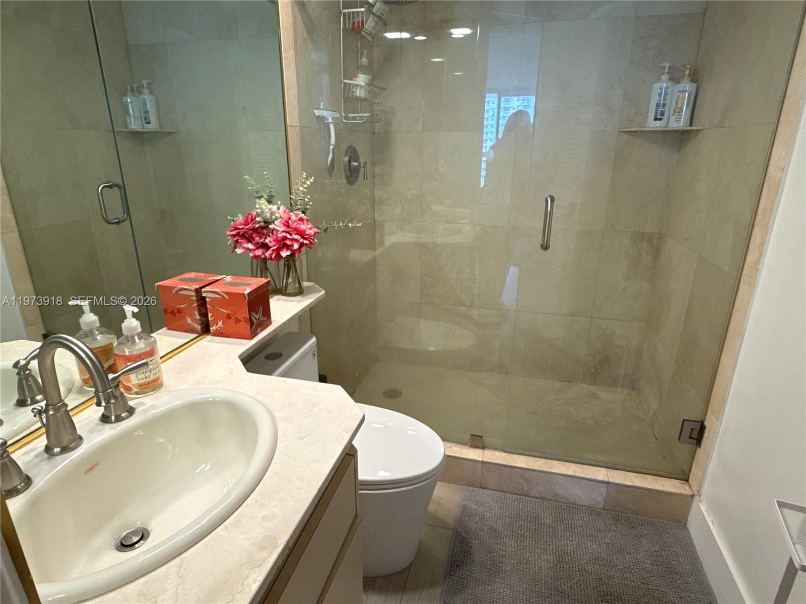 2333 Brickell Ave #1616 Miami, FL 33129