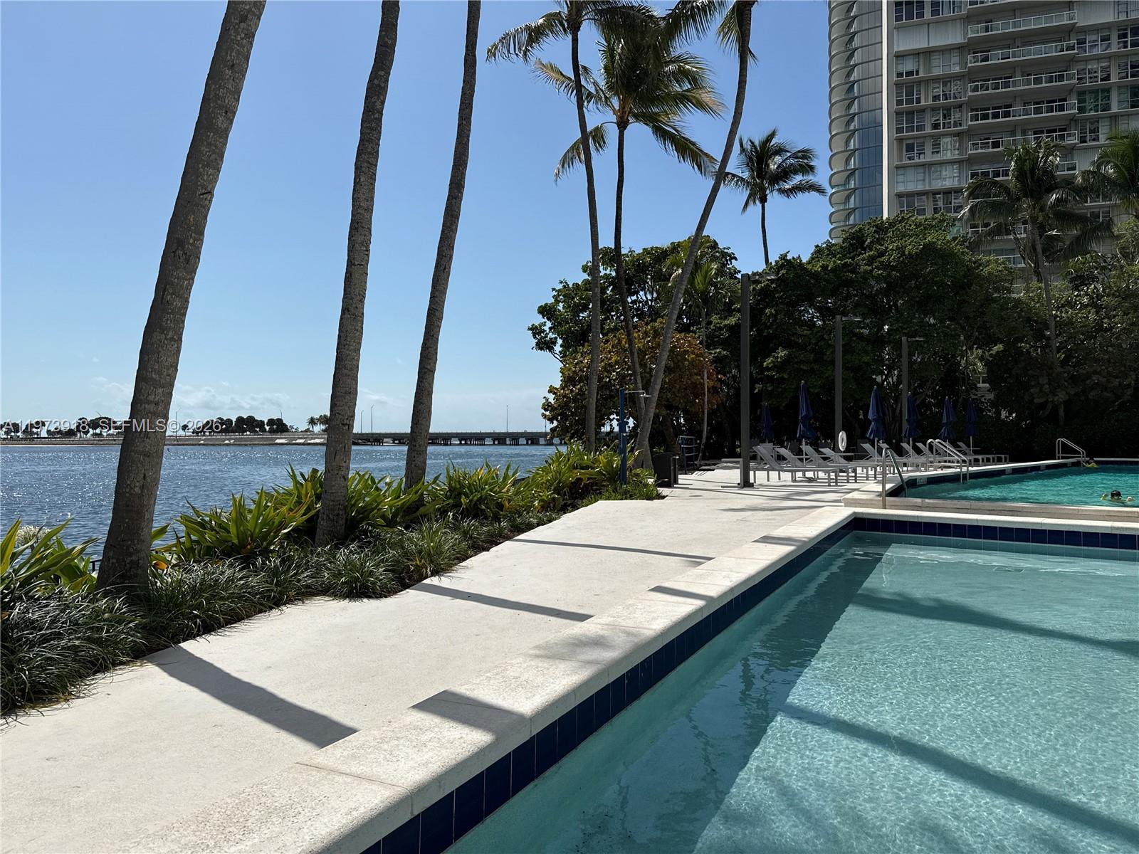 2333 Brickell Ave #1616 Miami, FL 33129