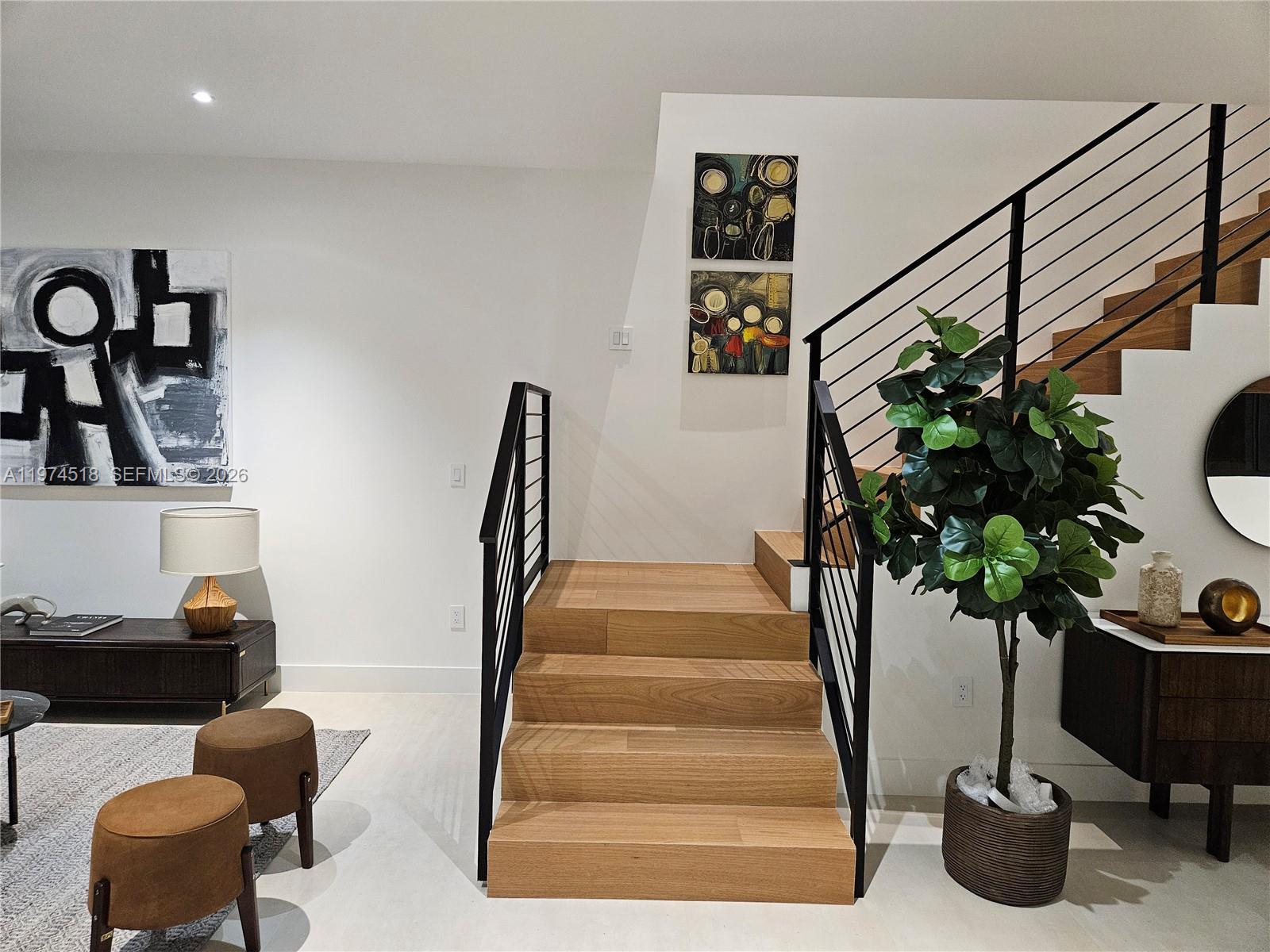 2925 SW 36th Ave Miami, FL 33133