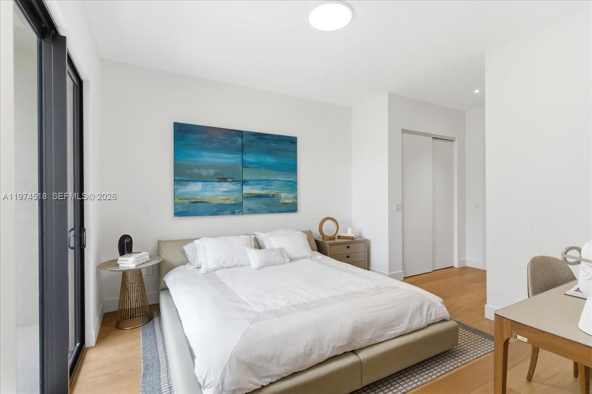 2925 SW 36th Ave Miami, FL 33133