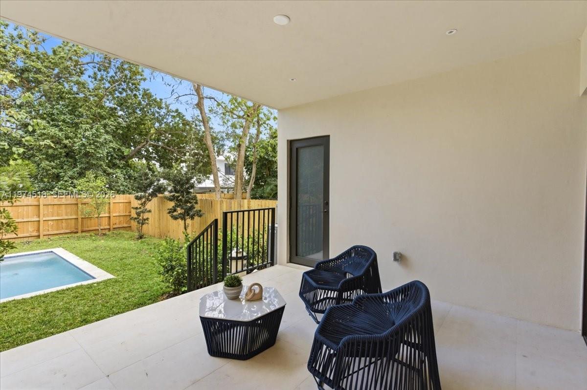 2925 SW 36th Ave Miami, FL 33133