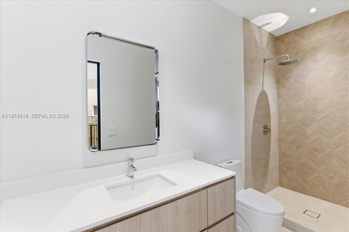 2925 SW 36th Ave Miami, FL 33133